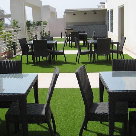 Starlit Suites Neemrana Kültér fotó