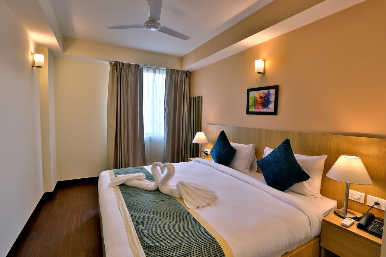 Starlit Suites Neemrana Kültér fotó