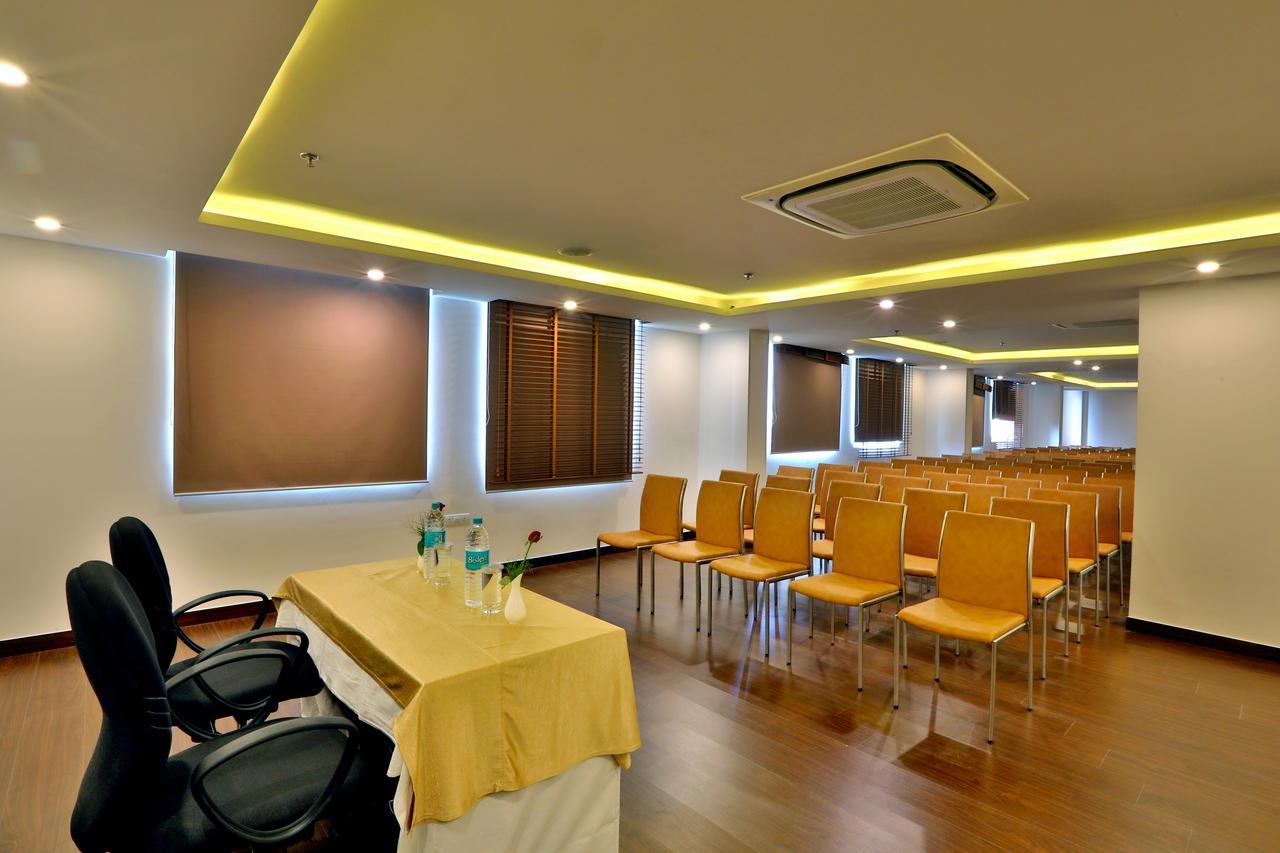 Starlit Suites Neemrana Kültér fotó