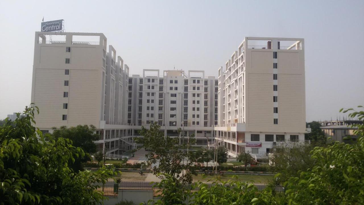 Starlit Suites Neemrana Kültér fotó