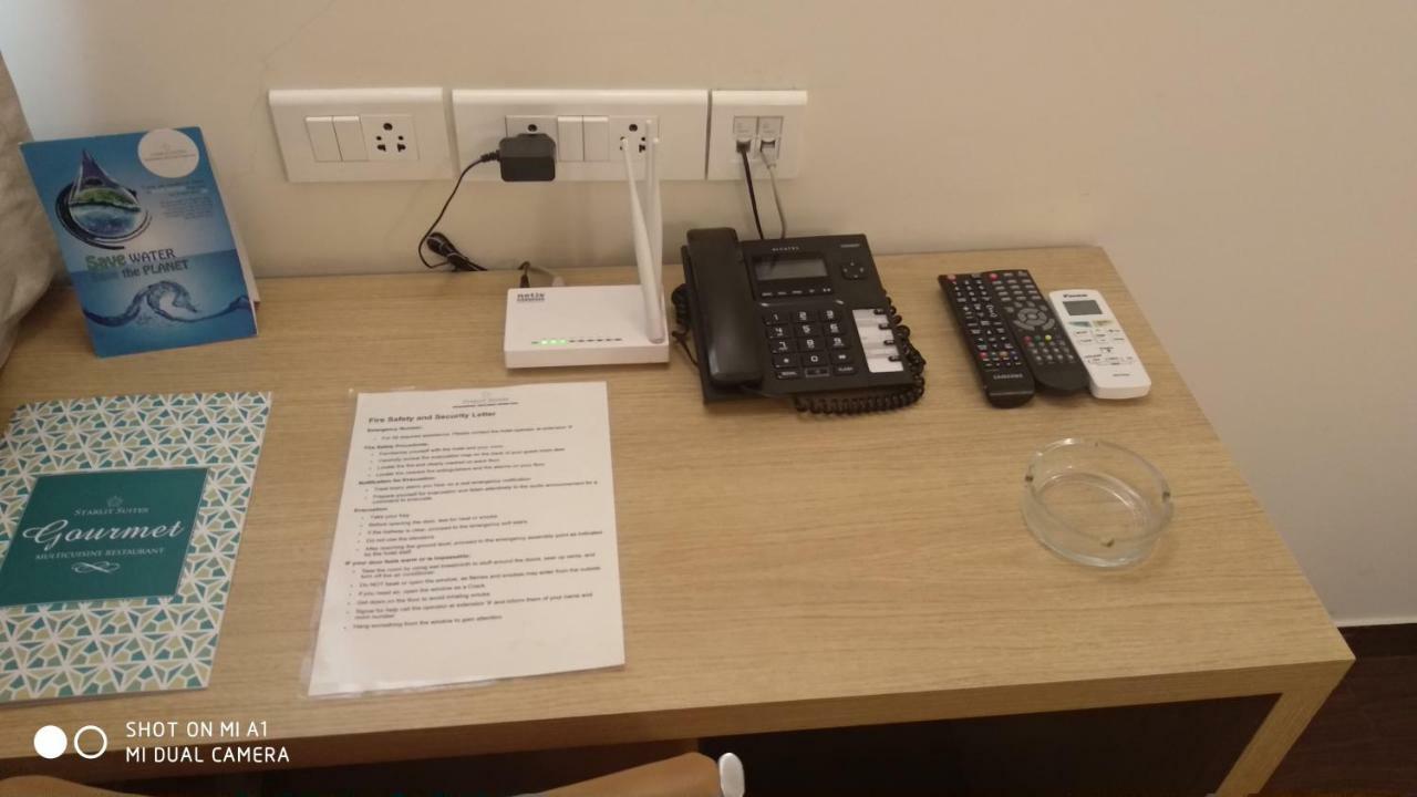 Starlit Suites Neemrana Kültér fotó