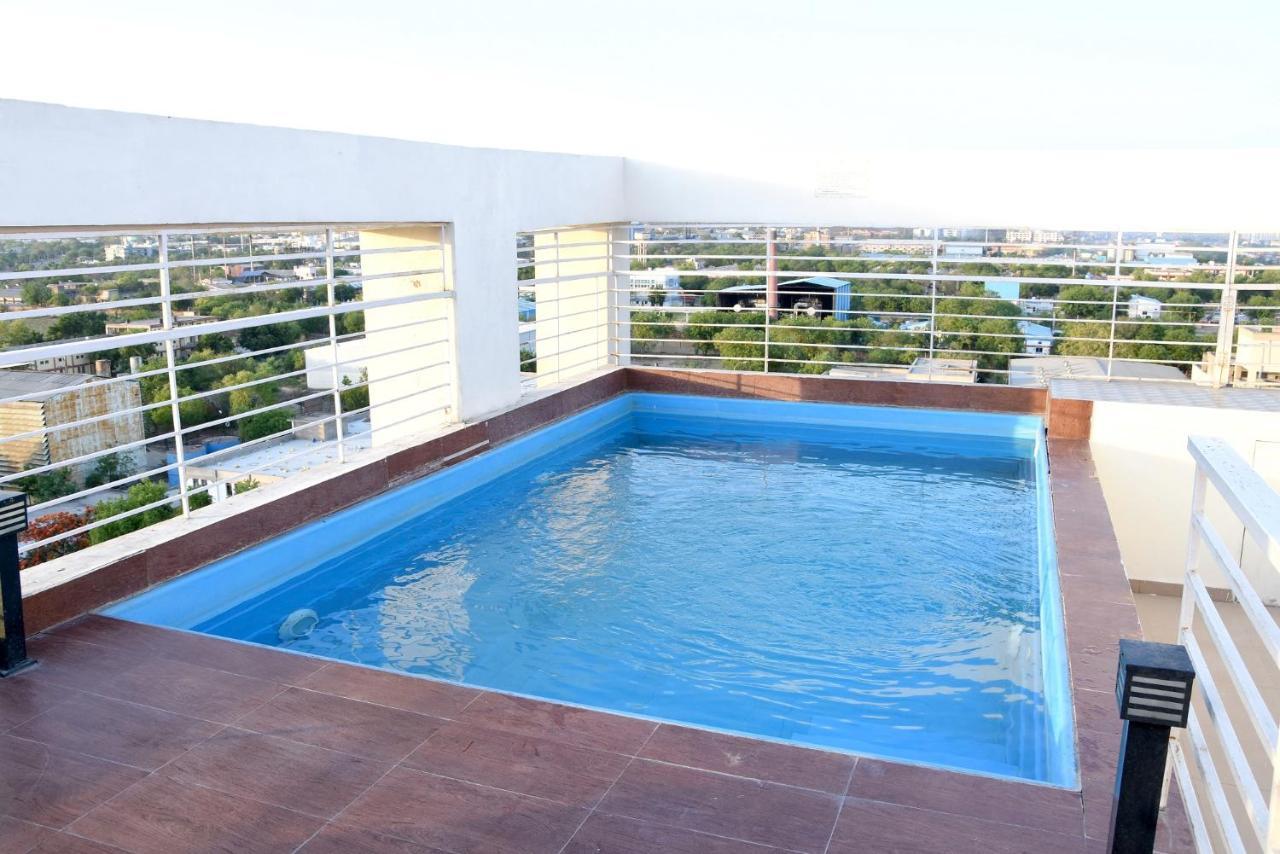 Starlit Suites Neemrana Kültér fotó